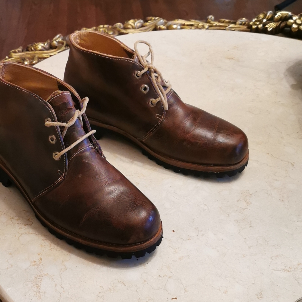 Shoes - Picture 2 of 3